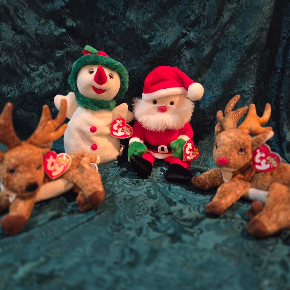 Vintage Christmas Ty Beanie Babies 1998 Santa 2000 Roxie the Reindeer & Snowgirl